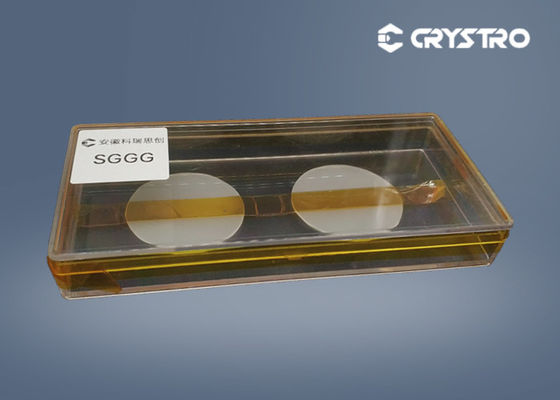 Las películas epitaxiales substituyeron el cristal óptico del substrato SGGG de GGG